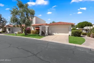 Photo #2: 6851019 Listing