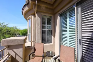 Photo #6: 6851126 Listing