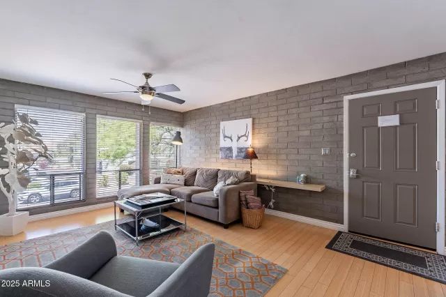 MLS: 6851305 Condo For Sale