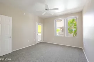 Photo #6: 6851404 Listing