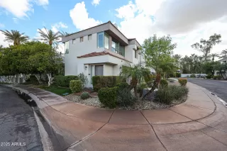 Photo #3: 6851405 Listing 