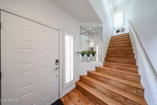 Photo #4: 6851405 Listing 