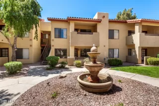 Photo #4: 6851470 Listing 