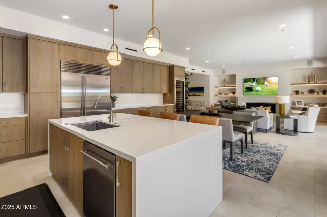 MLS: 6851654 Condo For Sale