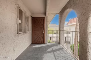 Photo #1: 6851791 Listing