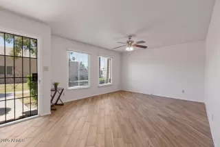 Photo #3: 6852026 Listing