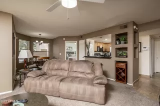 Photo #2: 6852110 Listing 