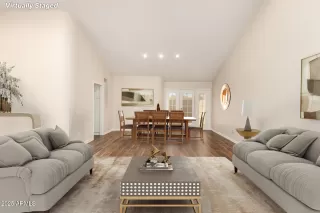 Photo #2: 6852201 Listing 