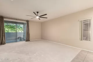 Photo #5: 6852260 Listing 