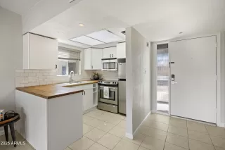 Click for more information on MLS # 6852454 : 16807 E GUNSIGHT DRIVE#B8 More Details about MLS # 6852454 : 16807 E GUNSIGHT DRIVE#B8