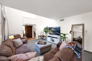 Photo #3: 6852465 Listing 