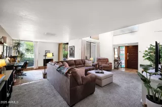 Photo #4: 6852465 Listing 