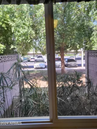 Photo #4: 6852583 Listing