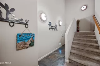 Photo #3: 6852586 Listing