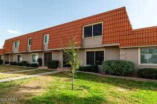 Photo #4: 6852754 Listing