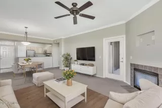 Photo #4: 6852930 Listing