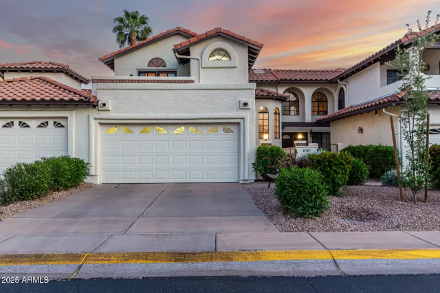 MLS: 6853070 Condo For Sale