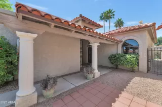 Photo #2: 6853233 Listing 