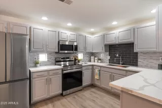 Photo #1: 6853357 Listing 