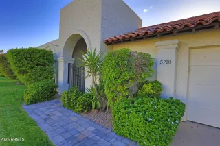 Photo #3: 6853511 Listing