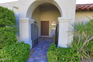 Photo #5: 6853511 Listing