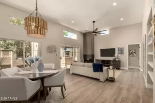 Photo #4: 6853618 Listing 