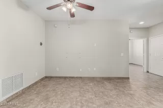 Photo #4: 6853683 Listing 