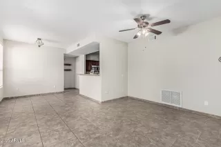 Photo #6: 6853683 Listing 