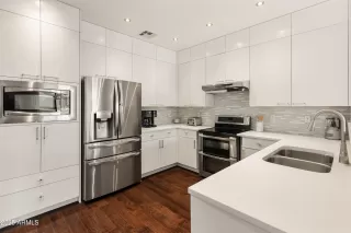 Photo #1: 6853766 Listing