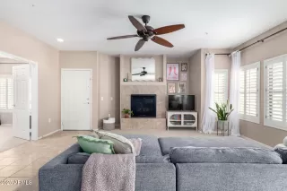 Photo #5: 6853835 Listing 