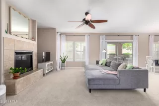 Photo #6: 6853835 Listing 