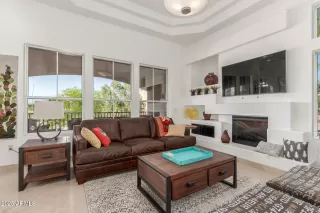 Photo #4: 6854022 Listing