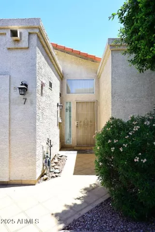 Photo #2: 6854061 Listing