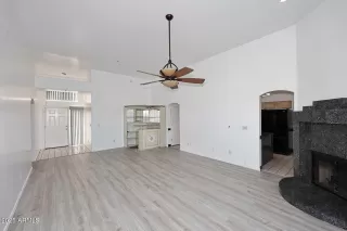 Photo #6: 6854061 Listing