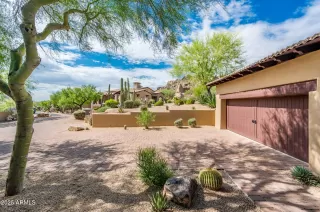 Photo #4: 6854156 Listing 