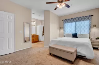 Photo #5: 6854209 Listing