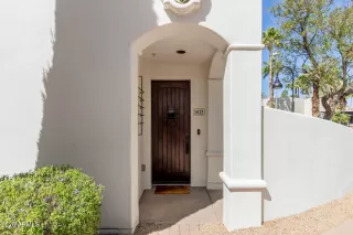 Photo #4: 6854225 Listing