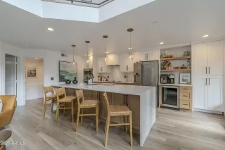 Photo #6: 6854323 Listing 