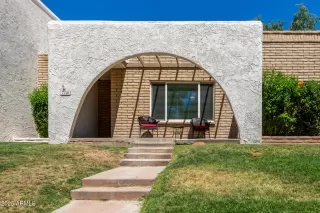 Photo #1: 6854343 Listing