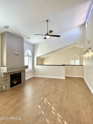 Photo #2: 6854445 Listing