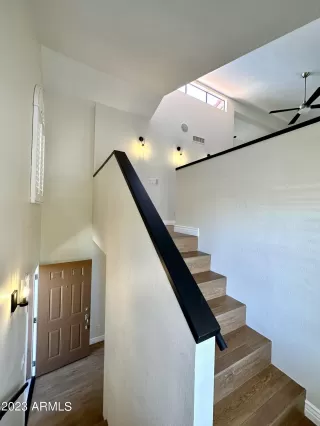 Photo #5: 6854445 Listing