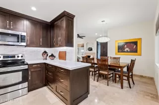 Photo #3: 6854559 Listing