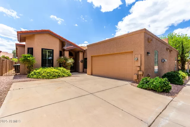 MLS: 6854609 Condo For Sale