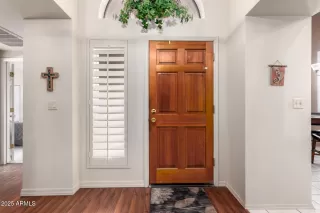 Photo #1: 6854609 Listing 