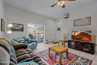 Photo #6: 6854718 Listing 