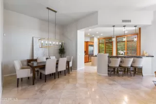 Photo #6: 6854883 Listing