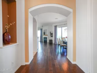 Photo #6: 6854987 Listing