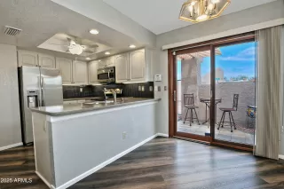 Photo #5: 6855265 Listing 