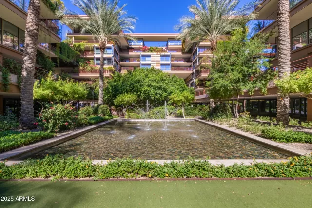 MLS: 6855636 Condo For Sale