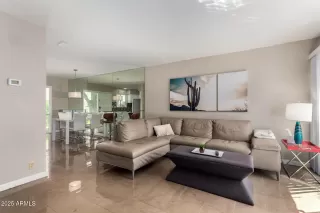 Photo #1: 6855838 Listing